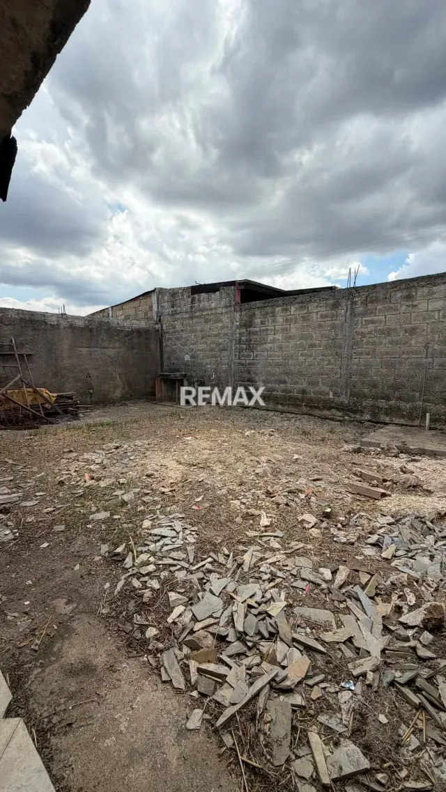 Se Vende Casa en Obra Blanca Urb Santa Paula Tocuyito Mun Libertador - 9
