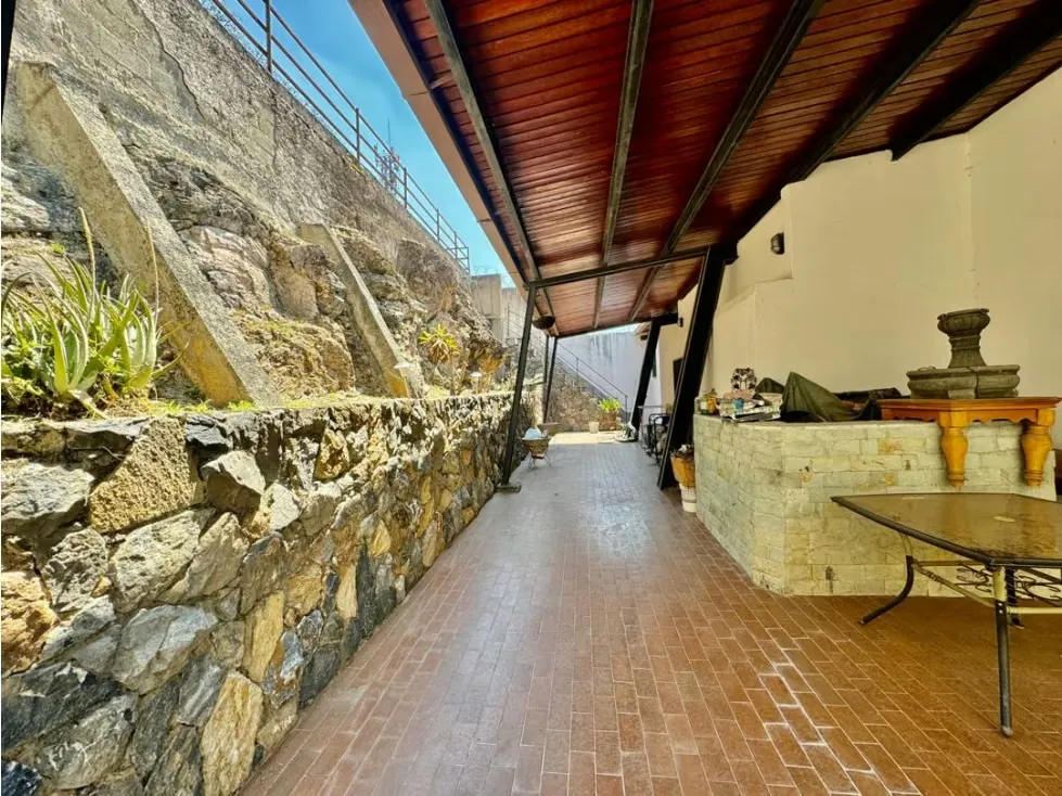 Se vende casa 450m2 5h+2s/5b/4p Cumbres de Curumo - 23