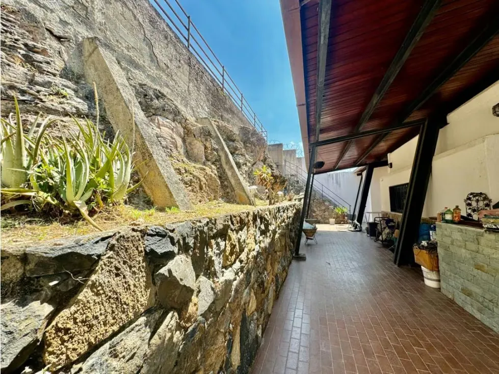 Se vende casa 450m2 5h+2s/5b/4p Cumbres de Curumo - 24