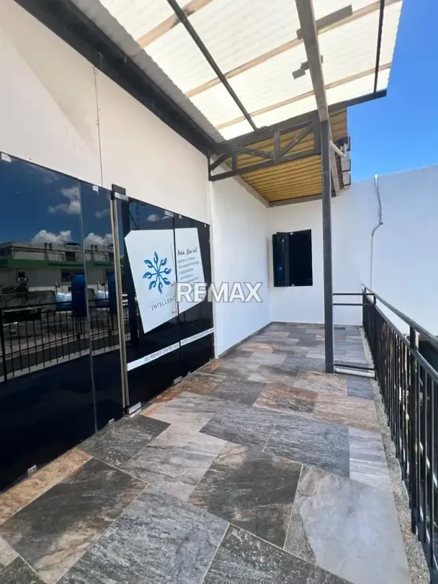 ALQUILER DE LOCAL PARA OFICINA O CONSULTORIO CERCANO AL HOSPITAL - 5