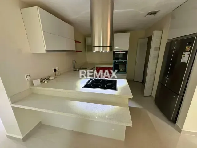 EN VENTA TOWNHOUSE UBICADO EN EL CONJUNTO PORLAMAR VILLAS, AV CIRCUNVALACIÓN - ISLA DE MARGARITA - 5
