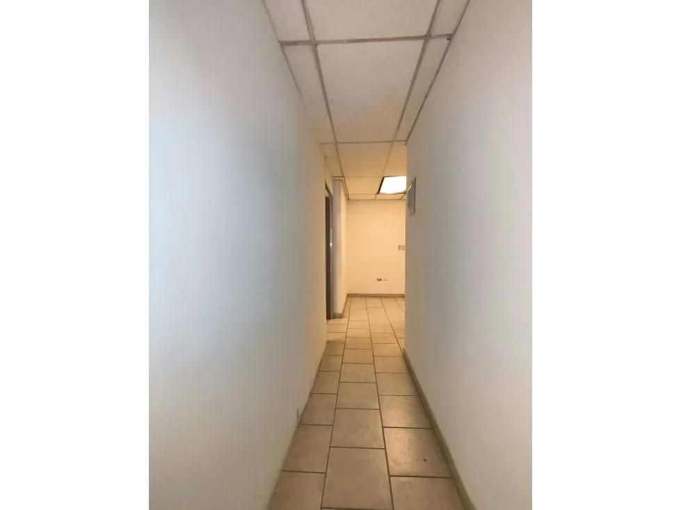 Vendo oficina 50m2 Centro Perú-Chacao 3878 - 15