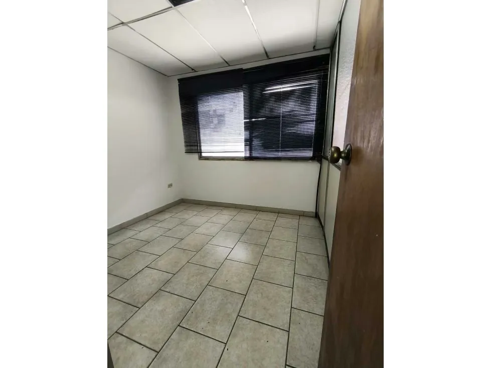 Vendo oficina 50m2 Centro Perú-Chacao 3878 - 16