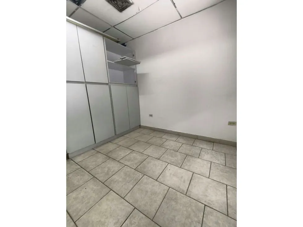 Vendo oficina 50m2 Centro Perú-Chacao 3878 - 18
