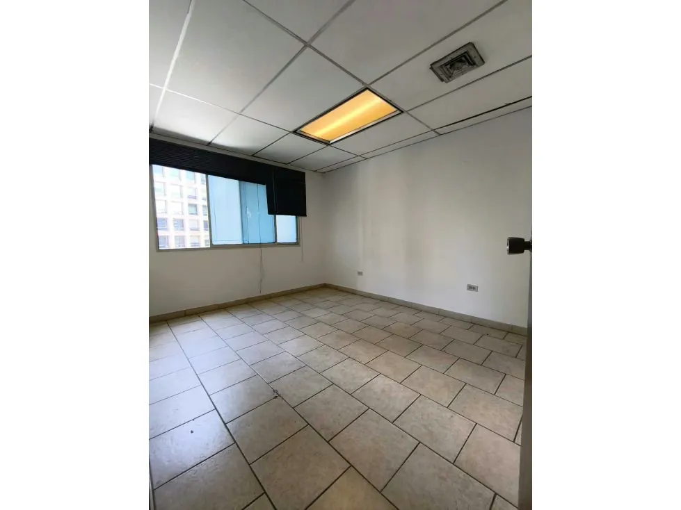 Vendo oficina 50m2 Centro Perú-Chacao 3878 - 19
