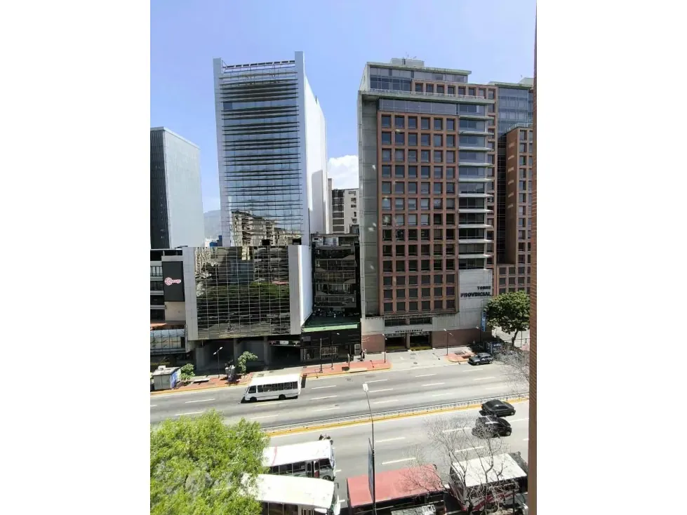 Vendo oficina 50m2 Centro Perú-Chacao 3878 - 20