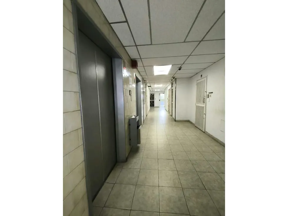 Vendo oficina 50m2 Centro Perú-Chacao 3878 - 2