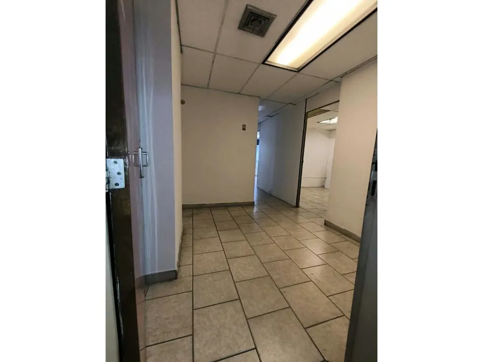 Vendo oficina 50m2 Centro Perú-Chacao 3878 - 7