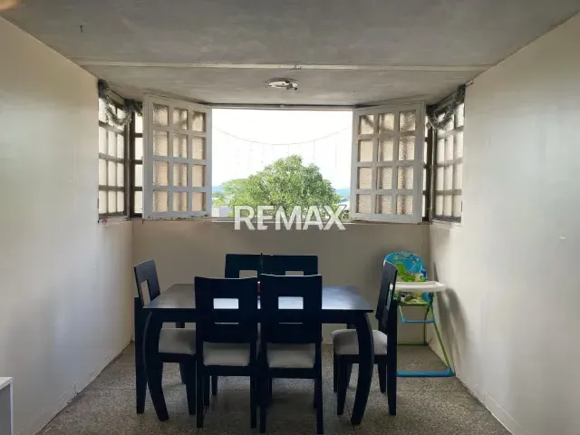 VENDO APTO. RESIDENCIAS PAEZ - 11