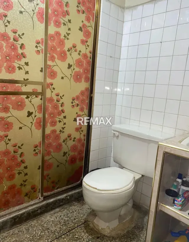 VENDO APTO. RESIDENCIAS PAEZ - 4
