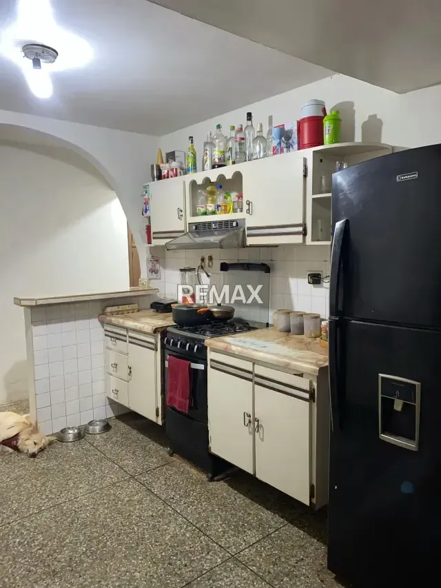 VENDO APTO. RESIDENCIAS PAEZ - 9