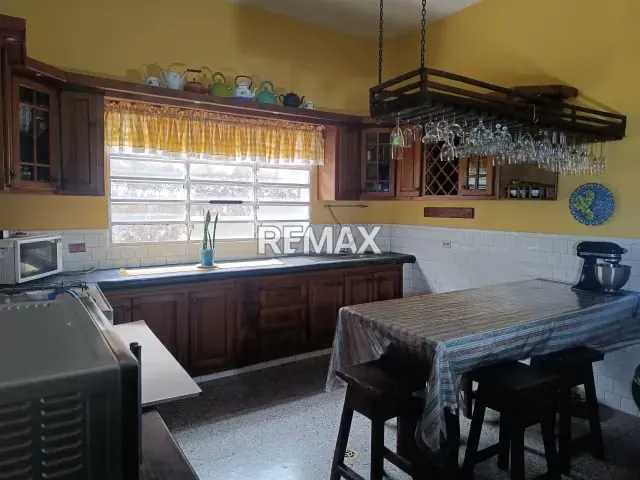 LOCAL COMERCIAL CON APARTAMENTO EN VENTA EN AV ENRIQUE CHAUMER CARIPE MATURIN - 6