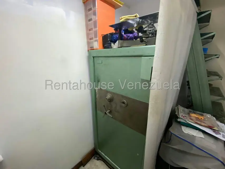 Local Comercial en Alquiler en El Paraiso, Distrito Metropolitano - 13