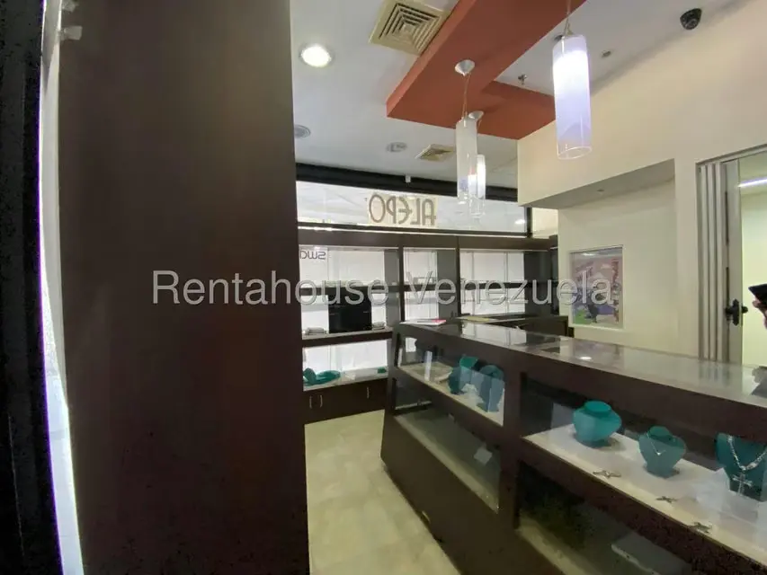 Local Comercial en Alquiler en El Paraiso, Distrito Metropolitano - 17