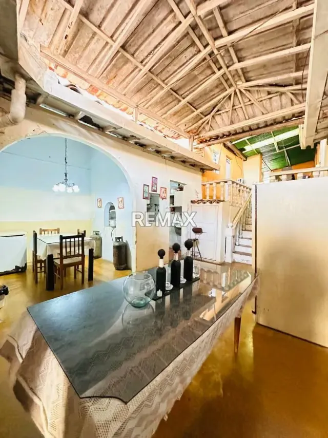 EN VENTA Casa para remodelar en la carrera 4 de la Concordia, media cuadra del Estadio Tachira. - 4