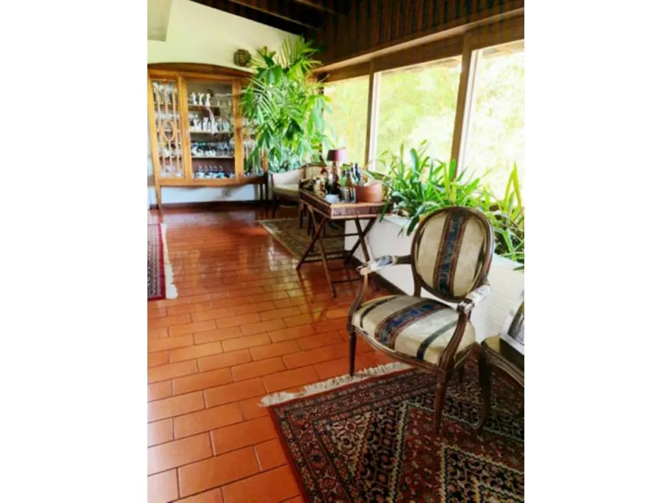 Casa En Venta - Alto Hatillo 400 Mts2 C. 2300 Mts2 T. - 7