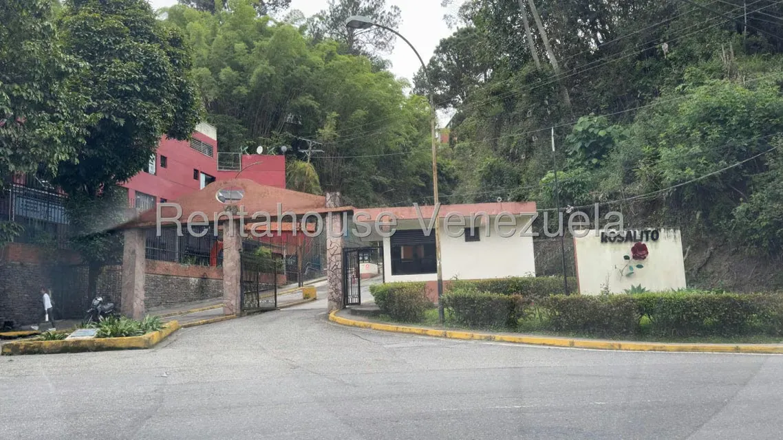 Townhouse (Duplex) en Venta en Rosalito, Miranda
