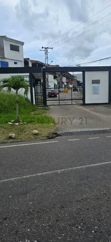 Venta Terreno en la Machiri Urbanizacion Canta Claro - 4