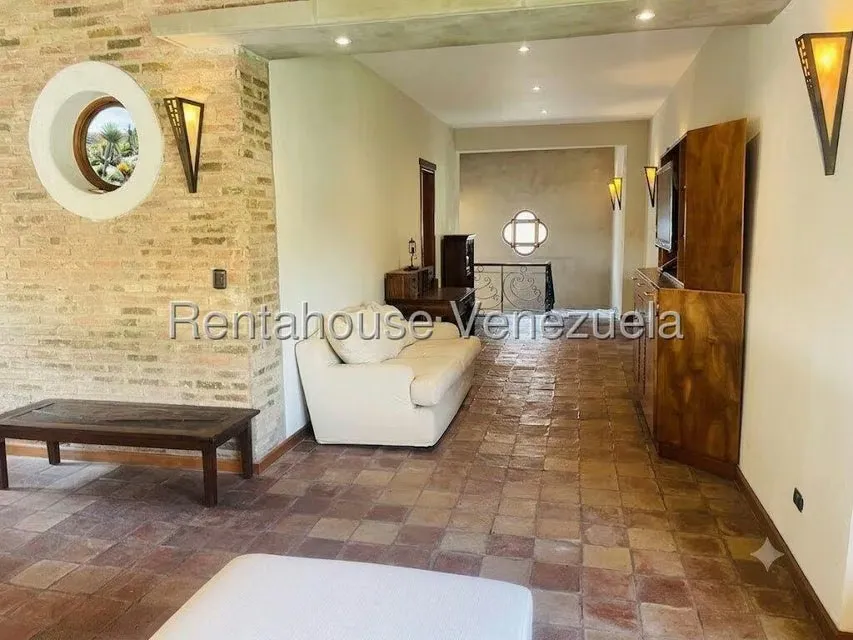 Townhouse (1 Nivel) en Venta en La Floresta, Distrito Metropolitano - 11