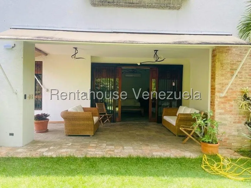 Townhouse (1 Nivel) en Venta en La Floresta, Distrito Metropolitano - 17