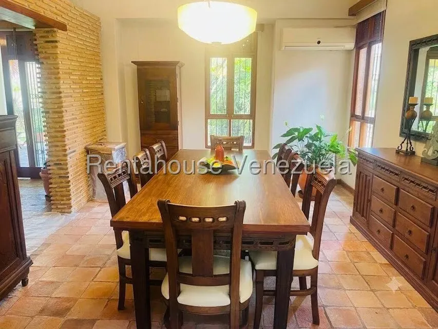Townhouse (1 Nivel) en Venta en La Floresta, Distrito Metropolitano - 4