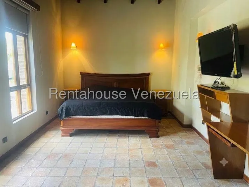 Townhouse (1 Nivel) en Venta en La Floresta, Distrito Metropolitano - 8