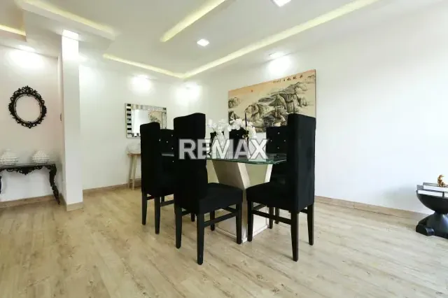 HERMOSA CASA EN VENTA EN CALLE CERRADA CON VIGILANCIA - COLINAS DE VISTA ALEGRE 672 m² - 7