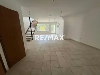EN VENTA AMPLIO LOCAL TIPO DUPLEX, EN OBRA BLANCA, SECTOR APOSTADERO, ISLA DE MARGARITA. - 2