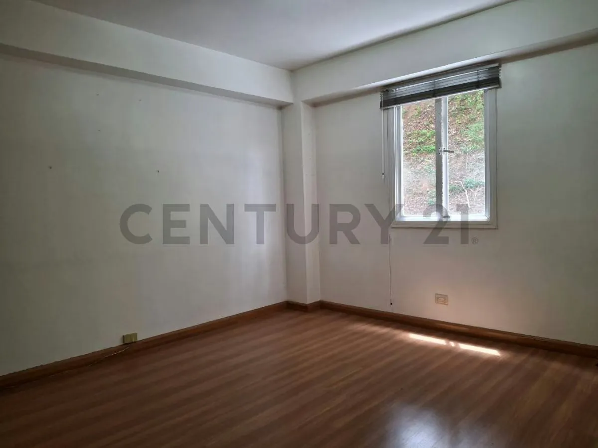 Apartamento en venta, Urbanizacion Santa Paula, El Cafetal, Mcpio Baruta.L.Ll - 17