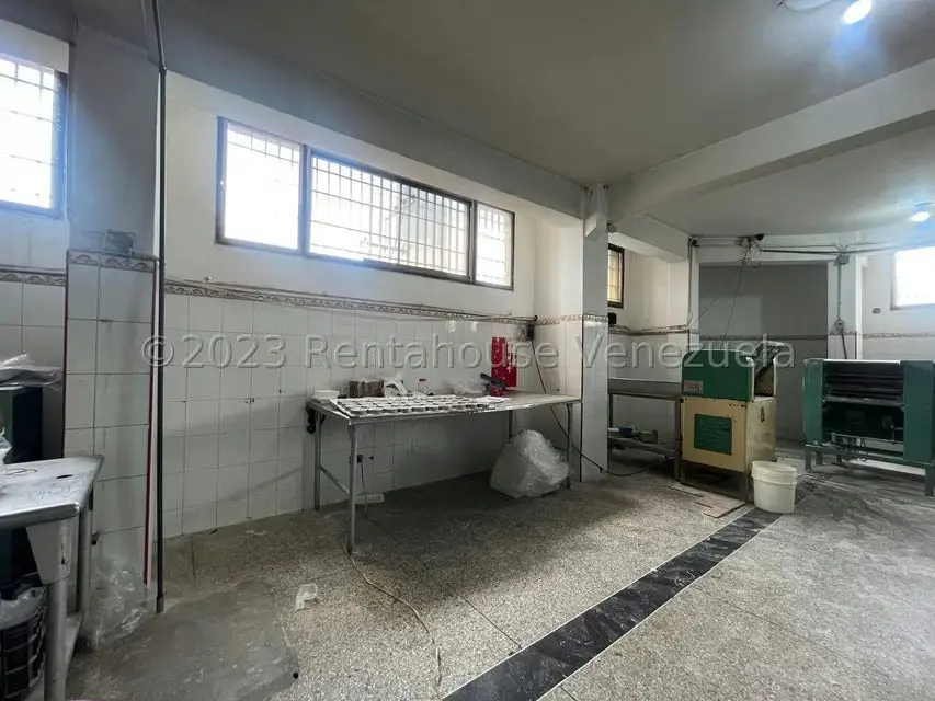 Comercial (Local Comercial) en Venta en Centro, Lara - 28
