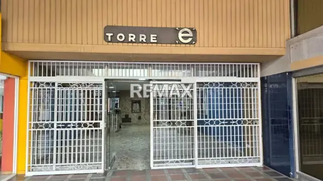 VENTA DE OFICINA TORRE E #1005