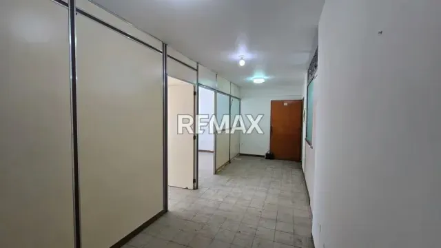 VENTA DE OFICINA TORRE E #1005 - 2