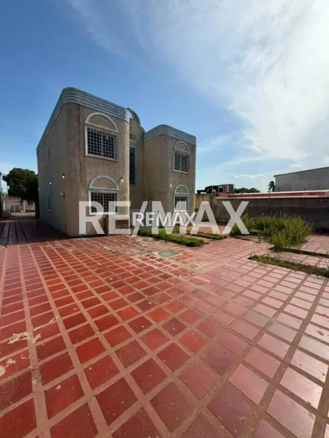 CASA EN VENTA URBANIZACIÓN LA COROMOTO SAN FRANCISCO