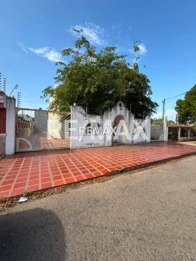 CASA EN VENTA URBANIZACIÓN LA COROMOTO SAN FRANCISCO - 10