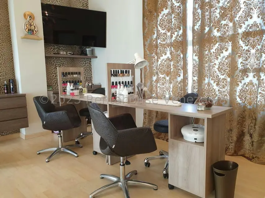 Comercial (Local Comercial) en Venta en Miranda, Distrito Metropolitano - 8