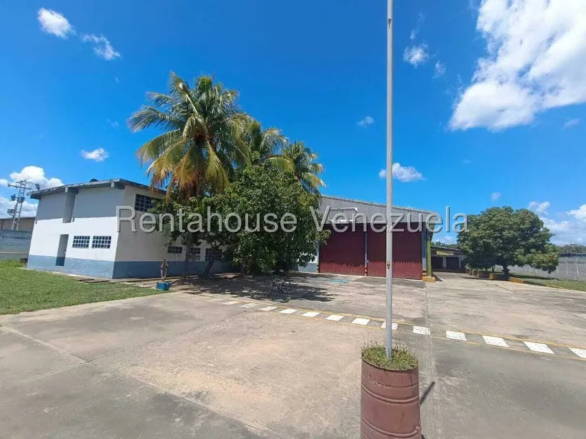 Local Comercial en Venta en Zona Industrial San Crispin, Aragua - 2