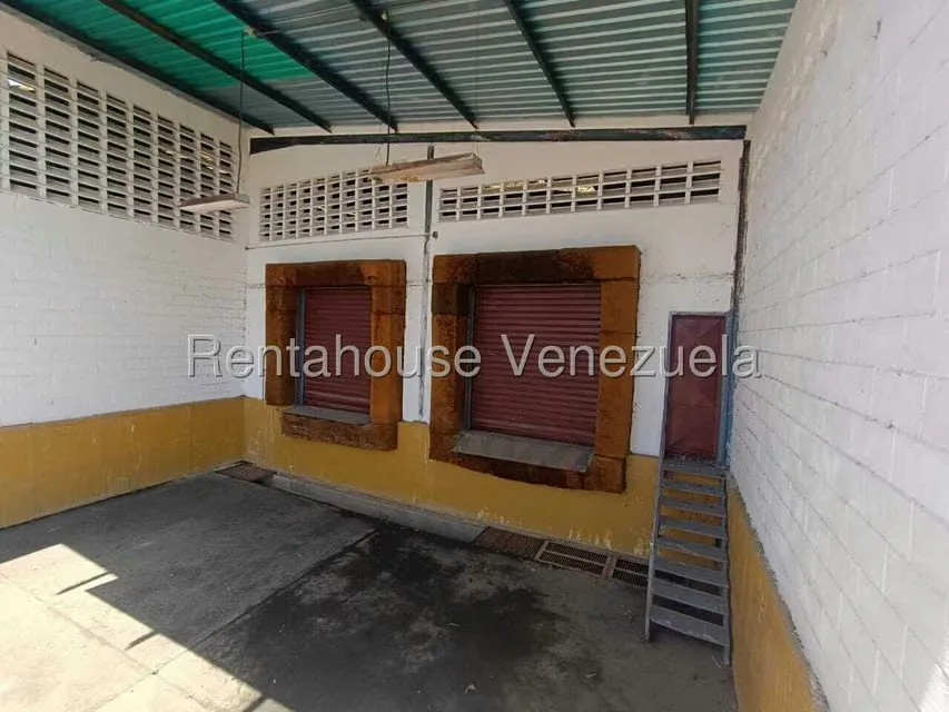 Local Comercial en Venta en Zona Industrial San Crispin, Aragua - 34