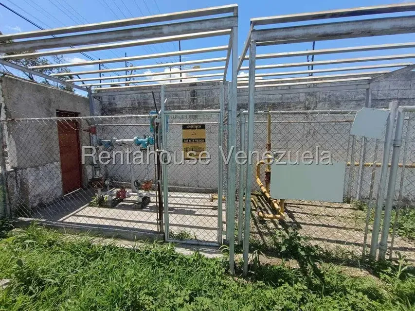 Local Comercial en Venta en Zona Industrial San Crispin, Aragua - 35