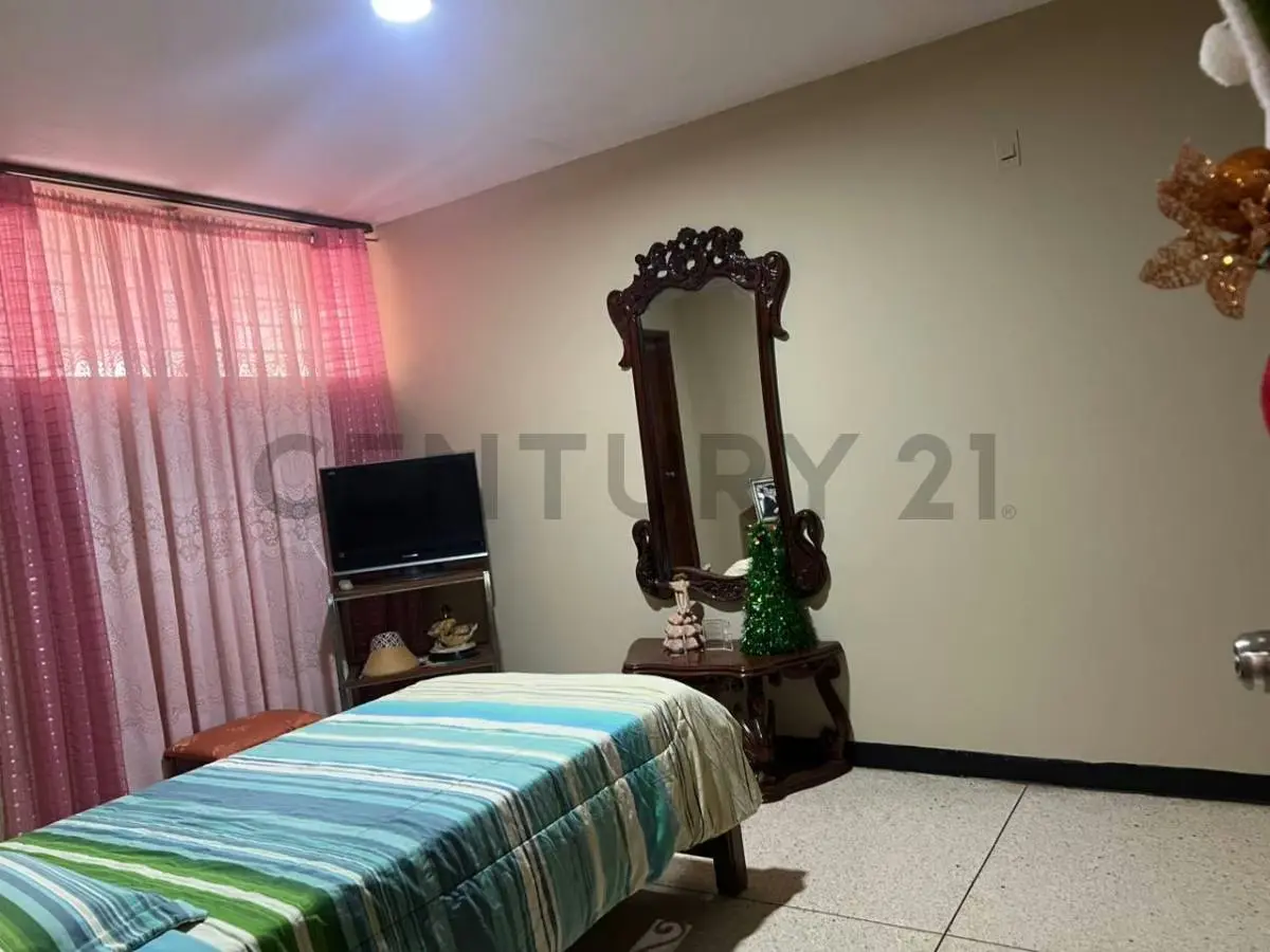 En venta Apartamento, sector Paraiso Maracaibo - 2