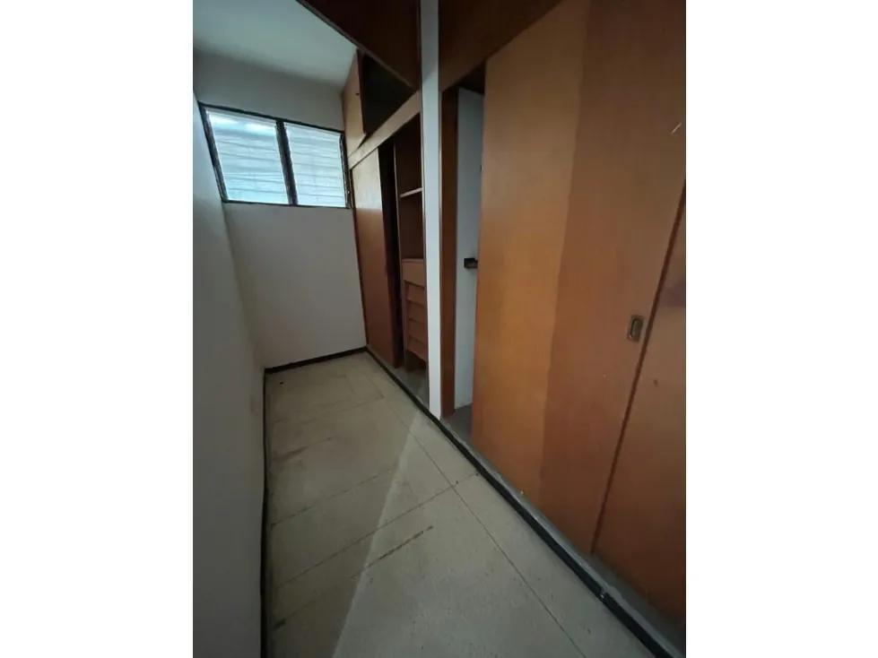 Se vende casa 500m2 Colinas de Bello Monte 4683 - 13