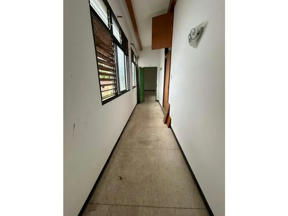 Se vende casa 500m2 Colinas de Bello Monte 4683 - 14