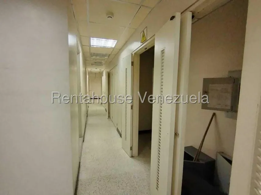 Local Comercial en Alquiler en Guigue, Carabobo - 16