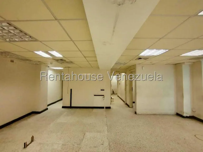 Local Comercial en Alquiler en Guigue, Carabobo - 24