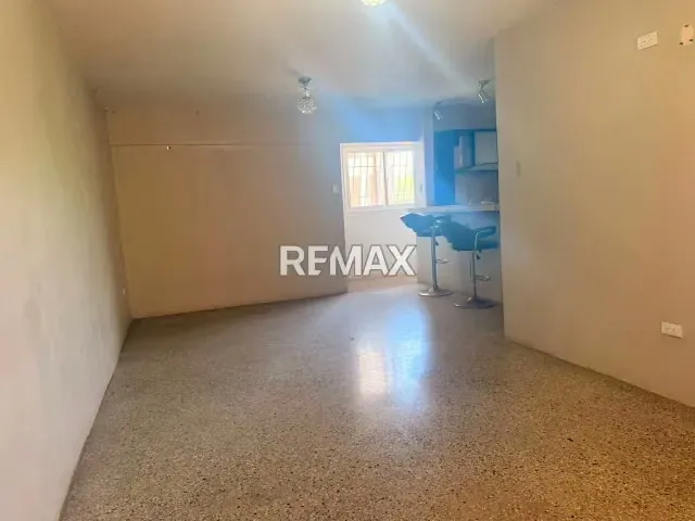 Apartamento actualizado en venta en la Urbanización San Francisco - 5