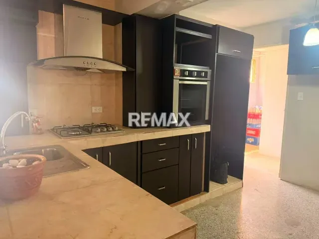 Apartamento actualizado en venta en la Urbanización San Francisco - 7