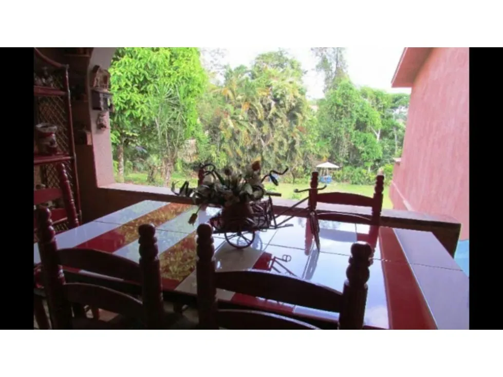 Vendo casa 1000mts2 8h+s/9b+s/14pe La Lagunita 7516 - 16