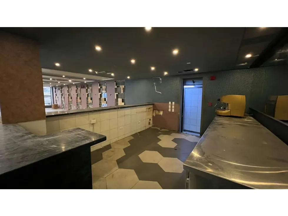 Se vende Local 988m² Las Mercedes - 8