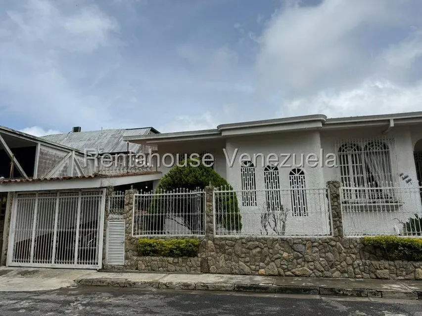 Casa (1 Nivel) en Venta en Parque el Retiro, Miranda - 2