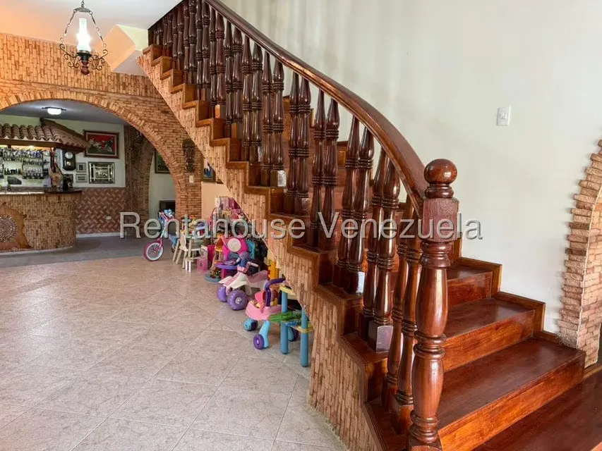 Casa (1 Nivel) en Venta en Parque el Retiro, Miranda - 25