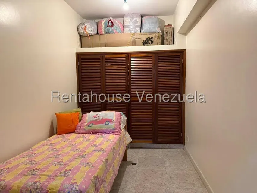Casa (1 Nivel) en Venta en Parque el Retiro, Miranda - 26
